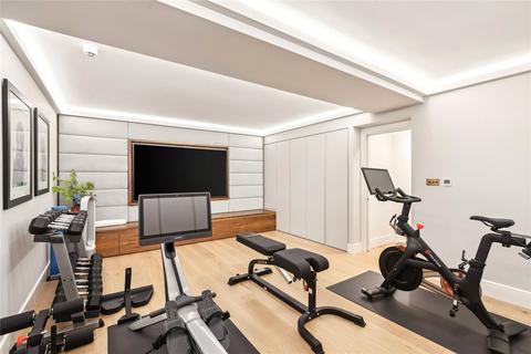 35 Bloomfield Terrace, London, SW1W 8PQ