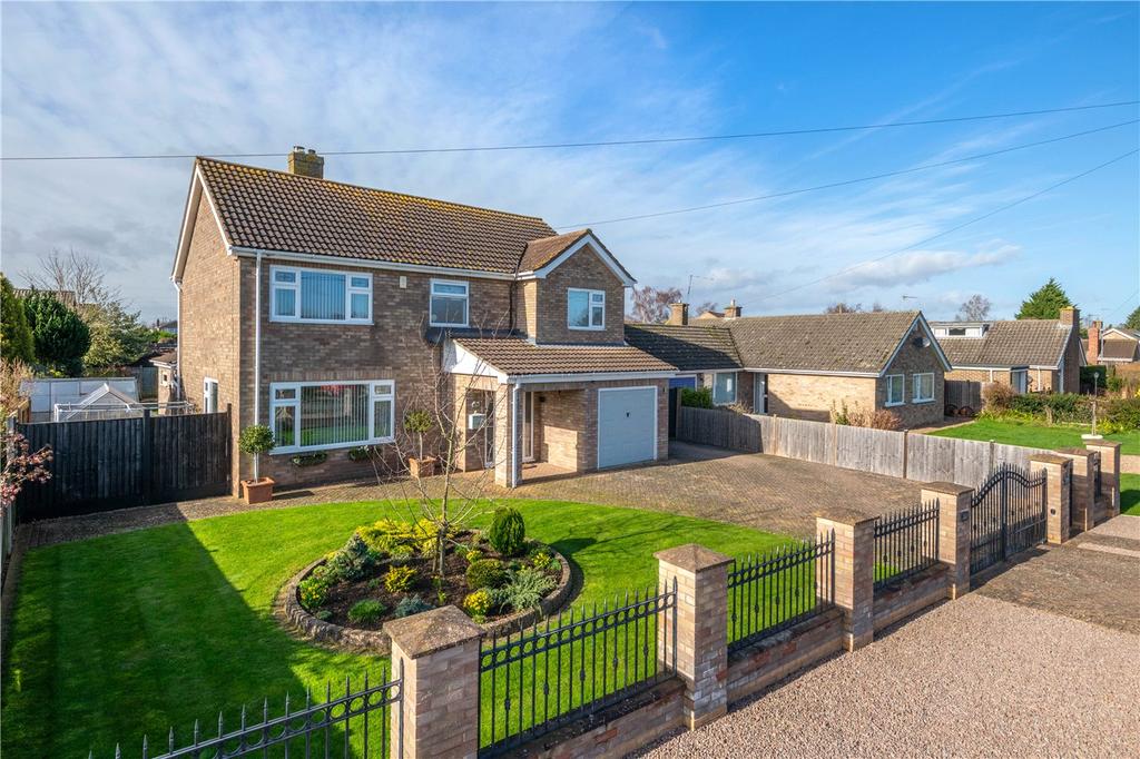 Leasingham Lane, Ruskington, Sleaford, Lincolnshire, NG34 4 bed