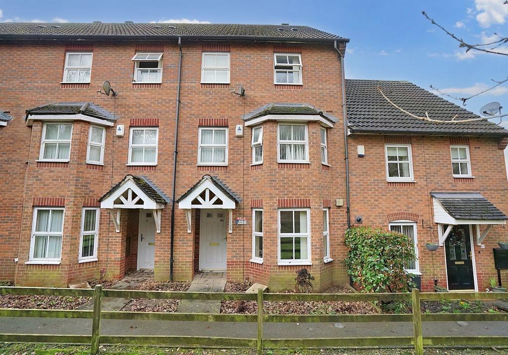 65 Staples Drive, Coalville... 4 bed terraced house £165,000