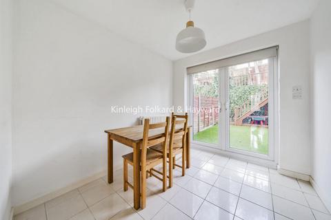 13 Farrier Close, Bromley, BR1 2SW