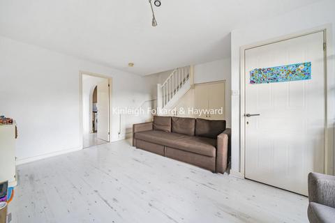 13 Farrier Close, Bromley, BR1 2SW