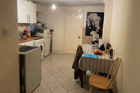 1 bedroom flat for sale - Flat 4, 83 Wellington Street, Luton, Bedfordshire, LU1 5AF