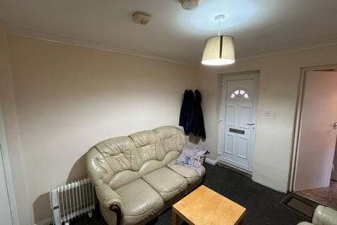 1 bedroom flat for sale - 8B Hibbert Street, Luton, Bedfordshire, LU1 3UU