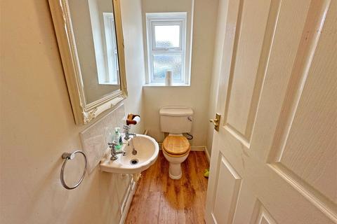 31 Calcutt Way, Shirley, Solihull, B90 1RS