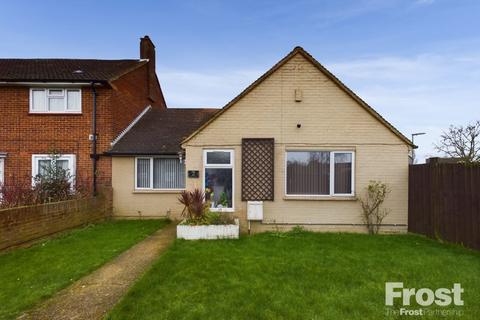 2 bedroom bungalow for sale, Elsinore Avenue, Stanwell, Middlesex, TW19
