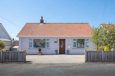 2 bedroom detached house for sale, Vale Road, St. Sampson, Guernsey