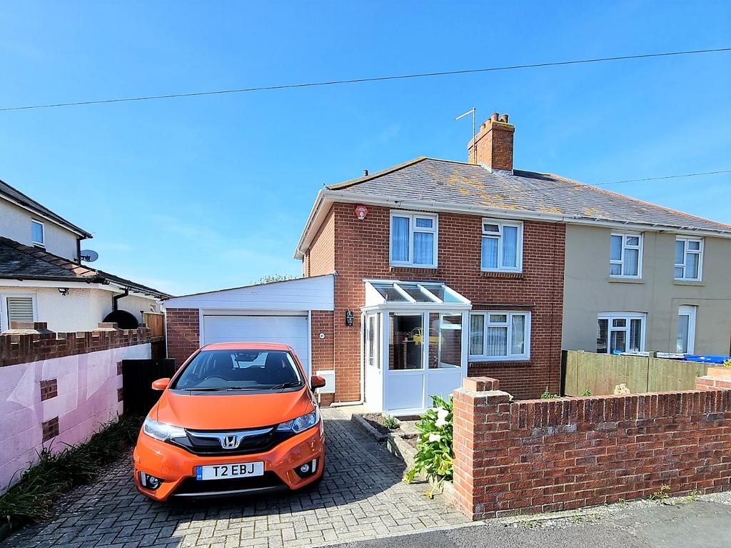 Kitchener Road, Weymouth 3 bed semidetached house £285,000