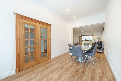 6 bedroom semi-detached house for sale, Lansdowne Road, London, E18