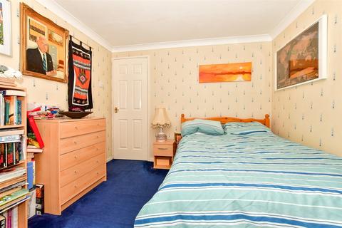 45 Wildman Close, Gillingham, ME8 9SL
