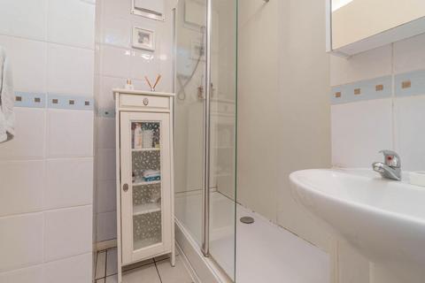 15, Willow Court Abbey Road, Macclesfield, SK10 3PD