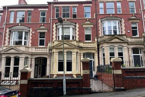 7 bedroom terraced house to rent, 20 St James Gardens Swansea