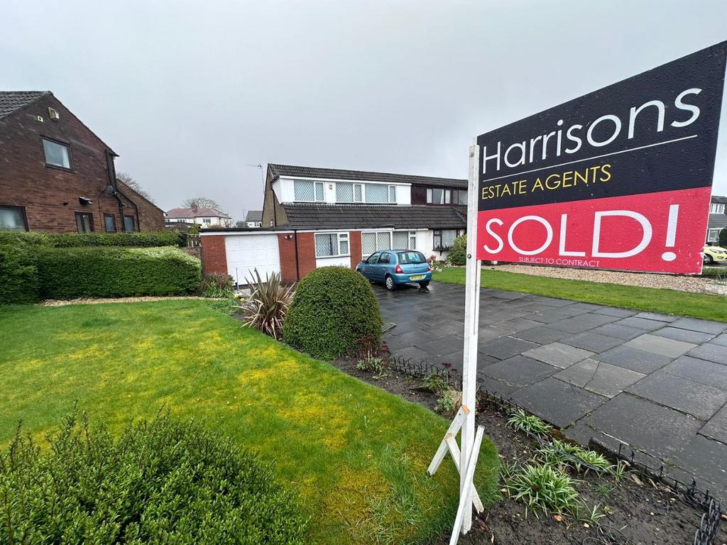 Parkwood Drive, Bolton, Lancashire, BL5 3 bed semidetached house for sale £230,000
