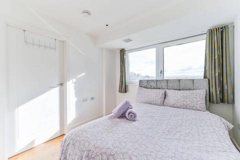 1 bedroom flat for sale, Edridge Road, Central Croydon, Croydon, CR0