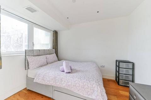 1 bedroom flat for sale, Edridge Road, Central Croydon, Croydon, CR0