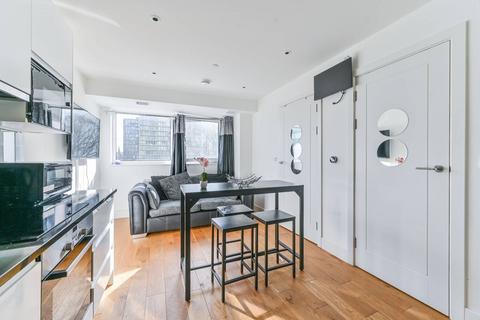 Flat 25, 4 Edridge Road, Croydon, CR0 1GA