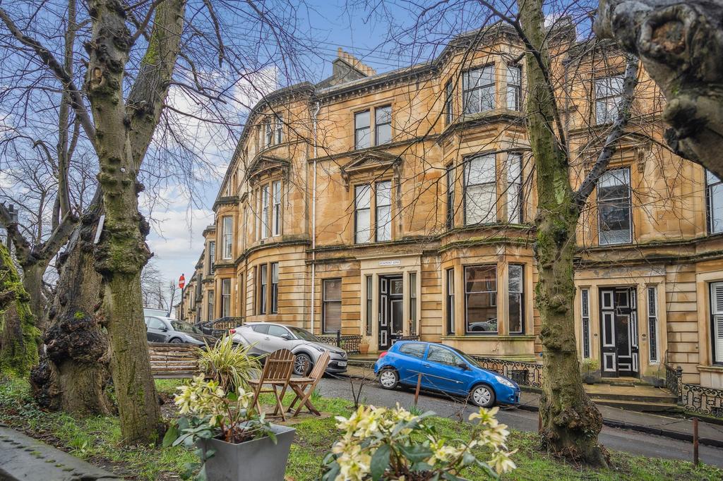 Bowmont Gardens, Flat B/1, Dowanhill, Glasgow, G12 9LR 1 bed flat for