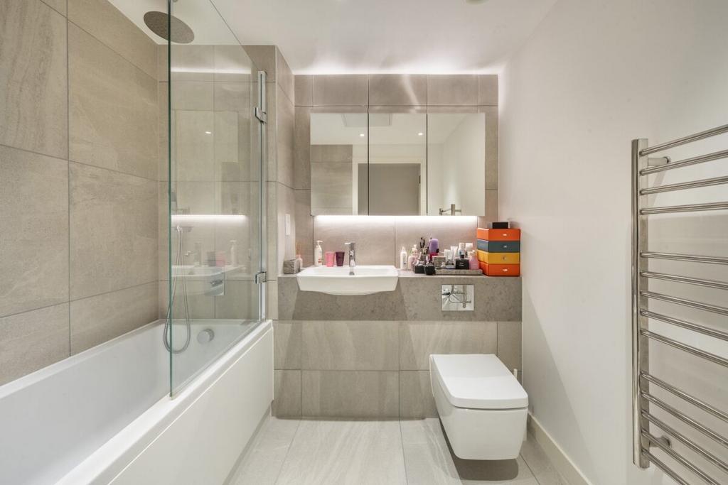 Bathroom (2)