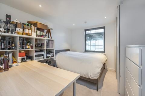 Flat 4, 1 Packington Square, London, N1 7FW