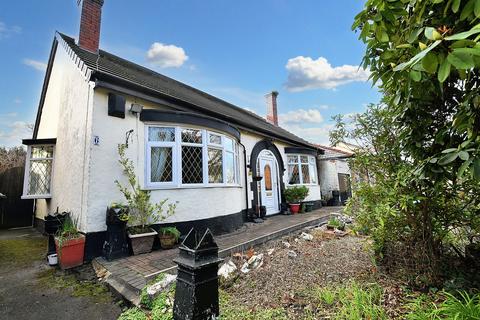 2 bedroom detached bungalow for sale - Devonshire Road, Salford, M6