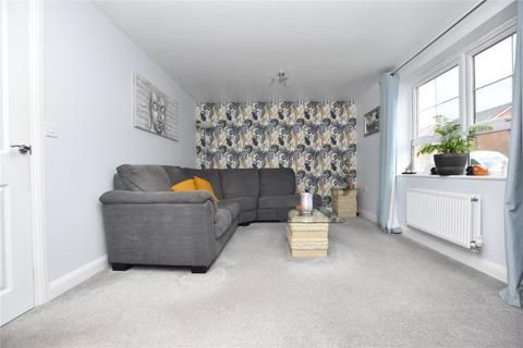 3 bedroom semi-detached house for sale, St. Michaels Drive, East Ardsley, Wakefield, West Yorkshire