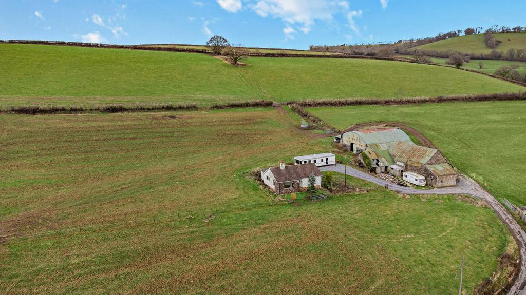 Bampton, Tiverton, Devon 2 bed bungalow for sale £750,000