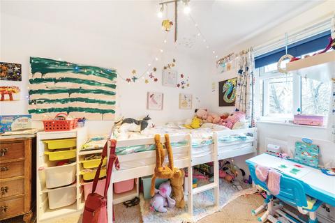 12 Holmshaw Close, London, SE26 4TH