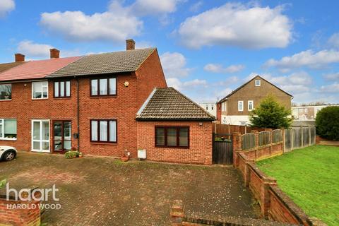 2 Lancing Road, Romford, RM3 8QJ