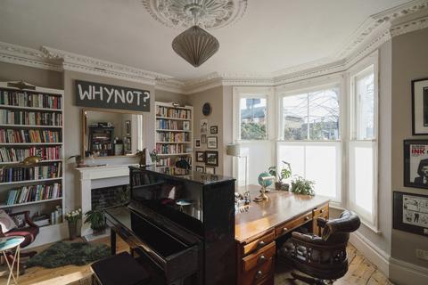 113 Hampton Road, London, E7 0NX