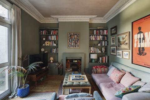 113 Hampton Road, London, E7 0NX