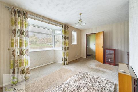25 Holly Road, Wainscott, Rochester, ME2 4LG