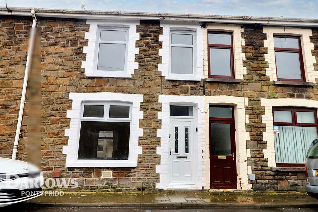 Harcourt Terrace, Mountain Ash 3 bed terraced house for sale £120,000