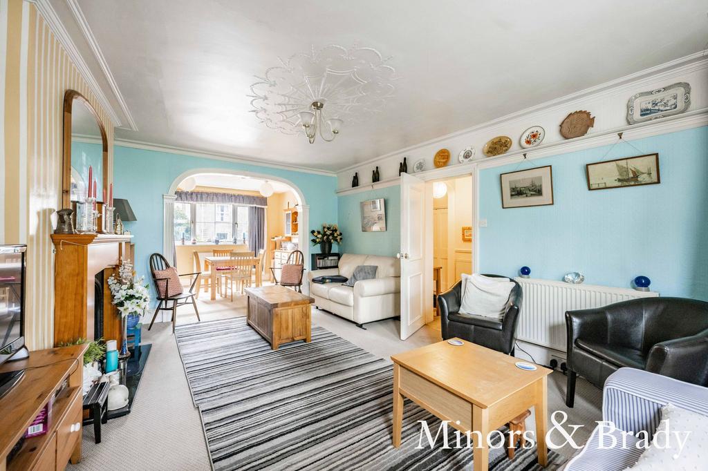 Pakefield Street, Pakefield 2 bed ground floor flat for sale £350,000