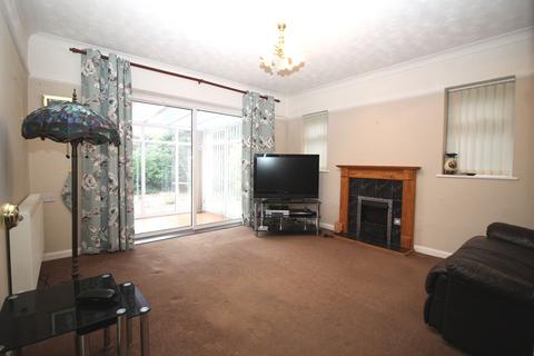 3 bedroom bungalow for sale, Frinton Road, Holland-on-Sea, Clacton-on-Sea