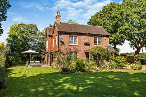 3 bedroom detached house for sale, Cow Lane, Laughton, Lewes, East Sussex