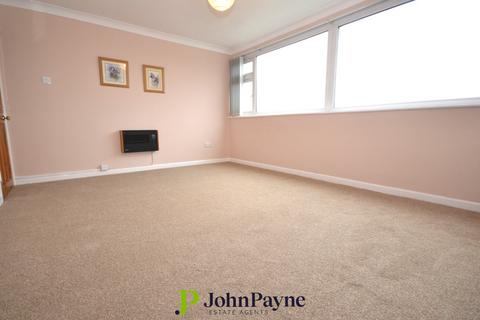 102 Yarningale Road, Willenhall, Coventry, CV3 3EQ
