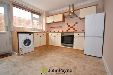 102 Yarningale Road, Willenhall, Coventry, CV3 3EQ