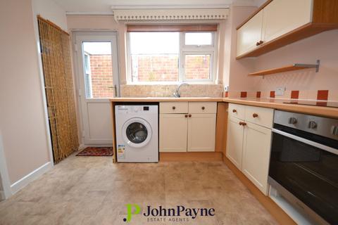 102 Yarningale Road, Willenhall, Coventry, CV3 3EQ