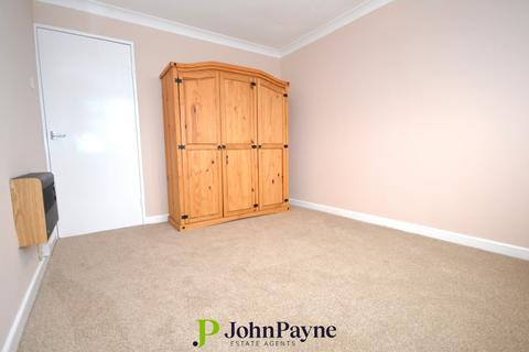 102 Yarningale Road, Willenhall, Coventry, CV3 3EQ