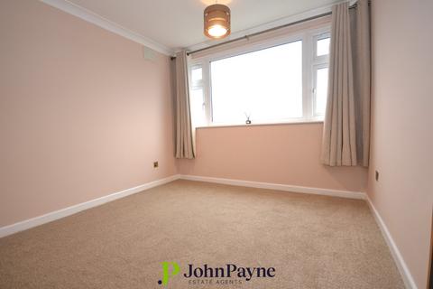 102 Yarningale Road, Willenhall, Coventry, CV3 3EQ