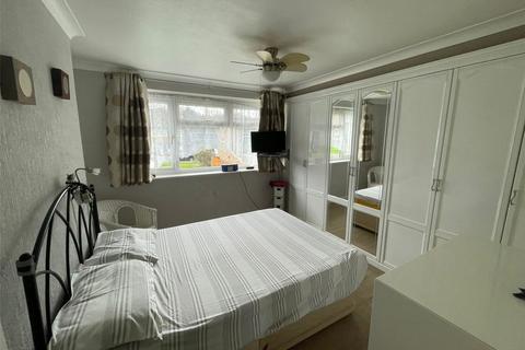 46 Tyron Way, Sidcup, DA14 6AZ