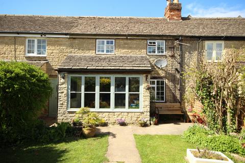 3 bedroom cottage for sale, Churchfields, Stonesfield, OX29