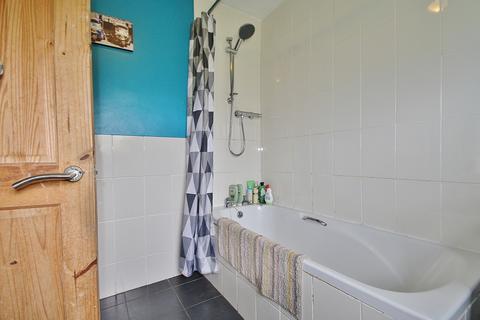 3 Churchfields, Stonesfield, Witney, OX29 8PP