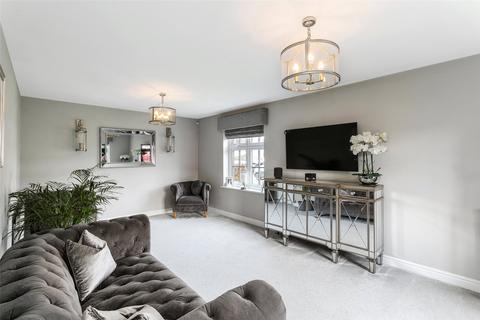 4 bedroom detached house for sale - Millfield Place, Wakefield, West Yorkshire, WF1
