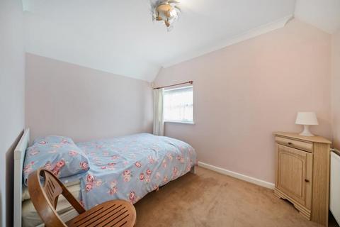 2 bedroom maisonette for sale - Shinfield / University borders,  Berkshire,  RG2