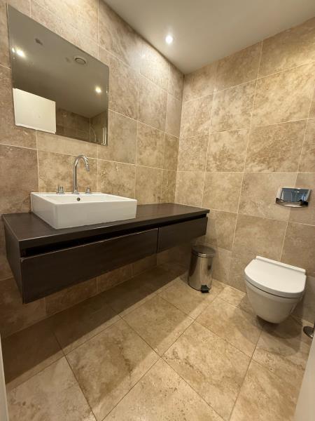 Apartment in Birmingham, Chinese Quarter, Jewellery Quarter - More