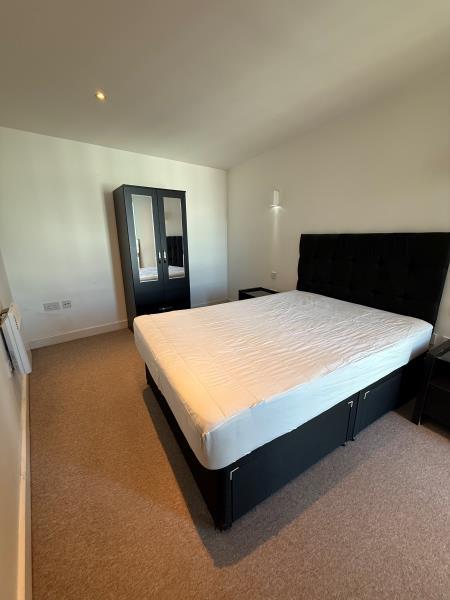 Apartment in Birmingham, Chinese Quarter, Jewellery Quarter - View 4