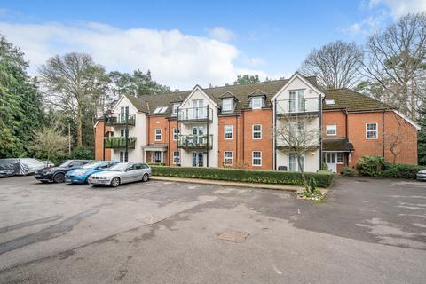 2 bedroom apartment for sale, The Coppice, Church Crookham, Fleet, Hampshire, GU52