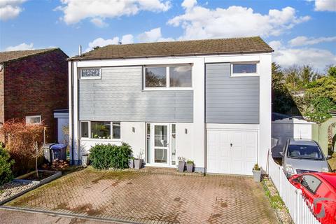 4 bedroom detached house for sale, Station Road, Dover, Kent