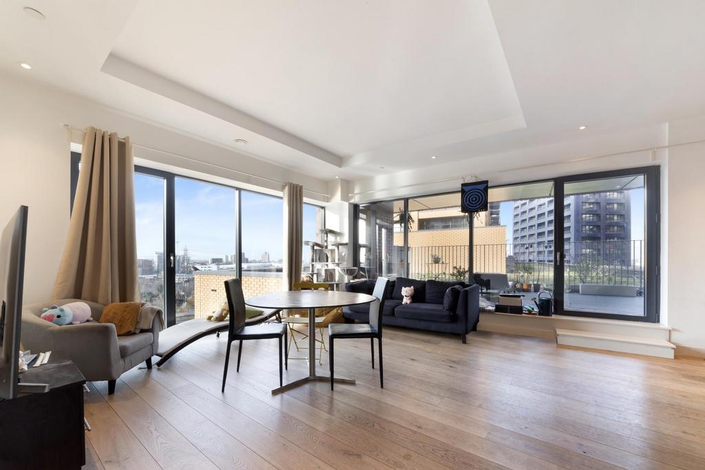 Signal Modena Modena House, London City Island... 2 bed apartment for sale - £600,000