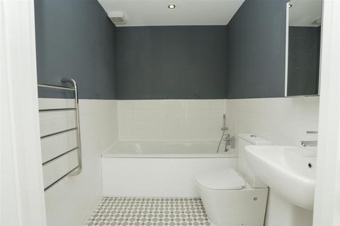 24 bedroom property for sale - Addington Road, Margate, CT9